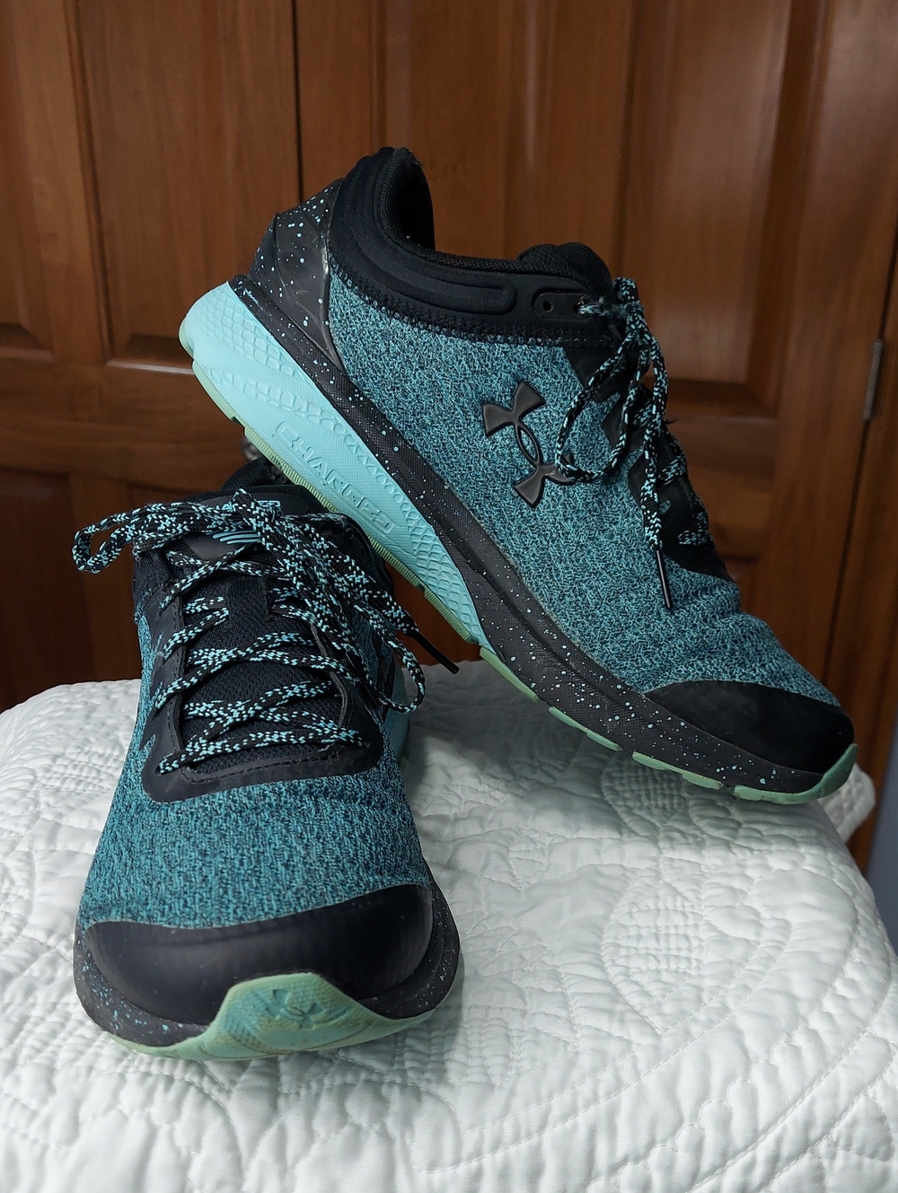 Under Armour Women's Charged Escape Teal and Black Knit Running Shoes, Size 12 ▪